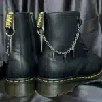 Larmes d’Acier - Chaînes de bottes