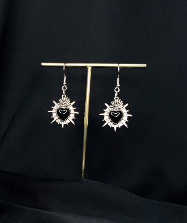 Boucles d’oreilles “Cœur Infernale”