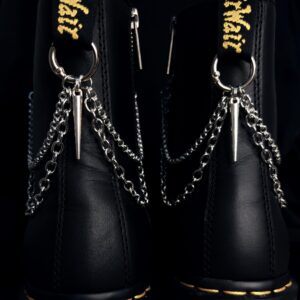 Chaîne de bottes “Âmes Captives”