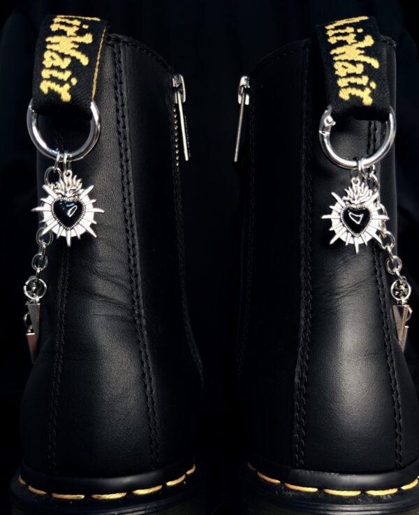 Chaîne de bottes “Cœur Maudit”