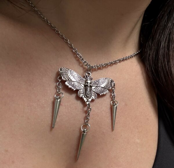 Collier “Murmure Funèbre”