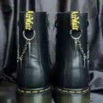 Larmes d’Acier - Chaînes de bottes