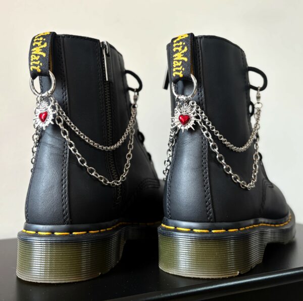Chaîne de bottes “Cœur Ardent”