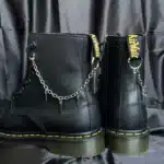 Larmes d’Acier - Chaînes de bottes