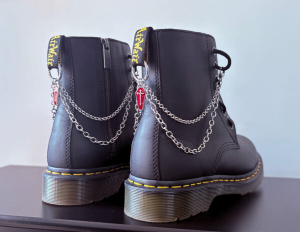 Chaîne de bottes “Rite Sanglant”