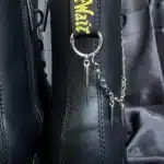 Larmes d’Acier - Chaînes de bottes