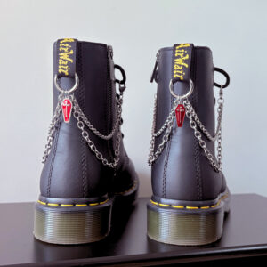 Chaîne de bottes “Rite Sanglant”