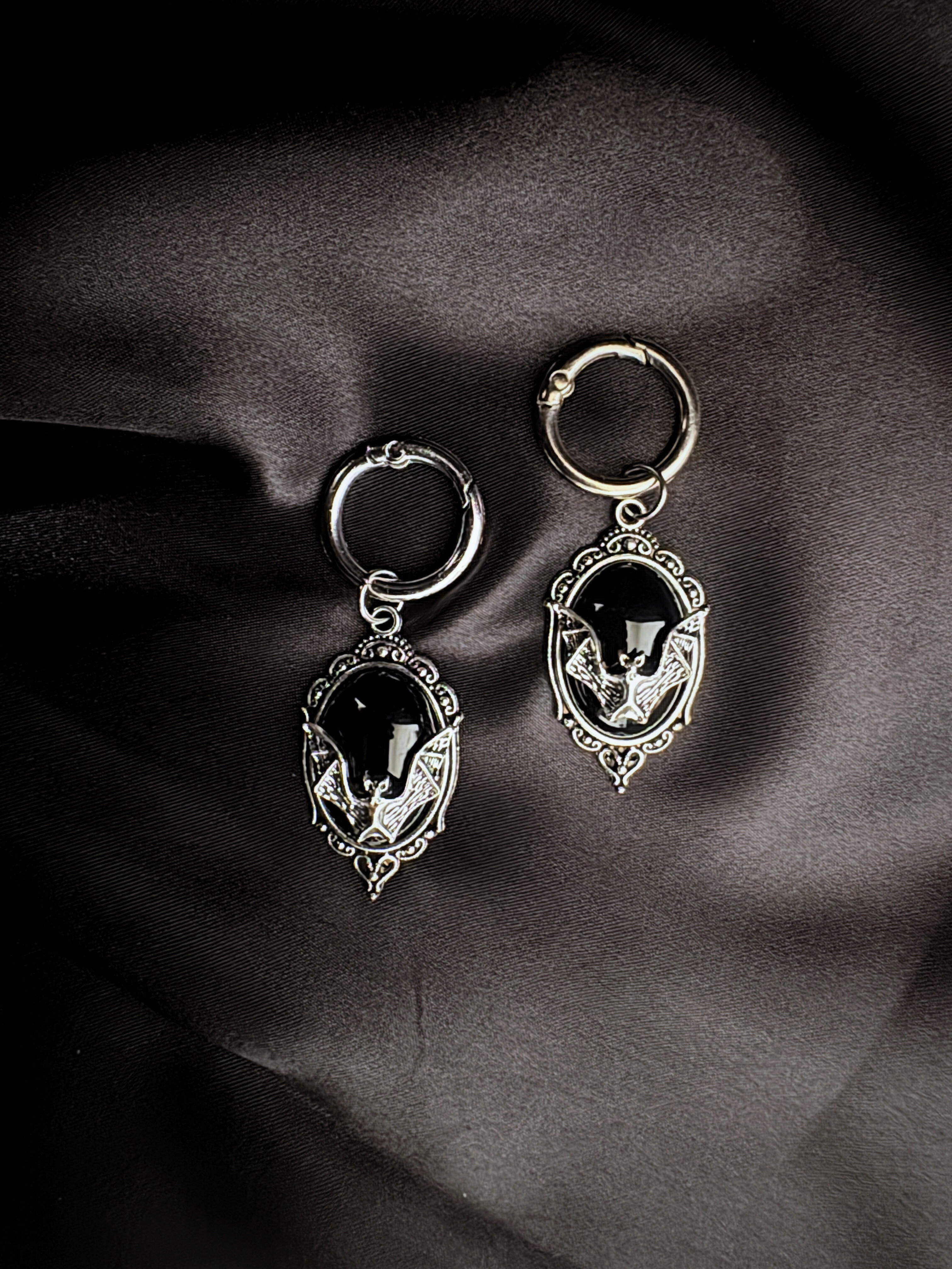 Charm de Bottes “Médaillon Noir”