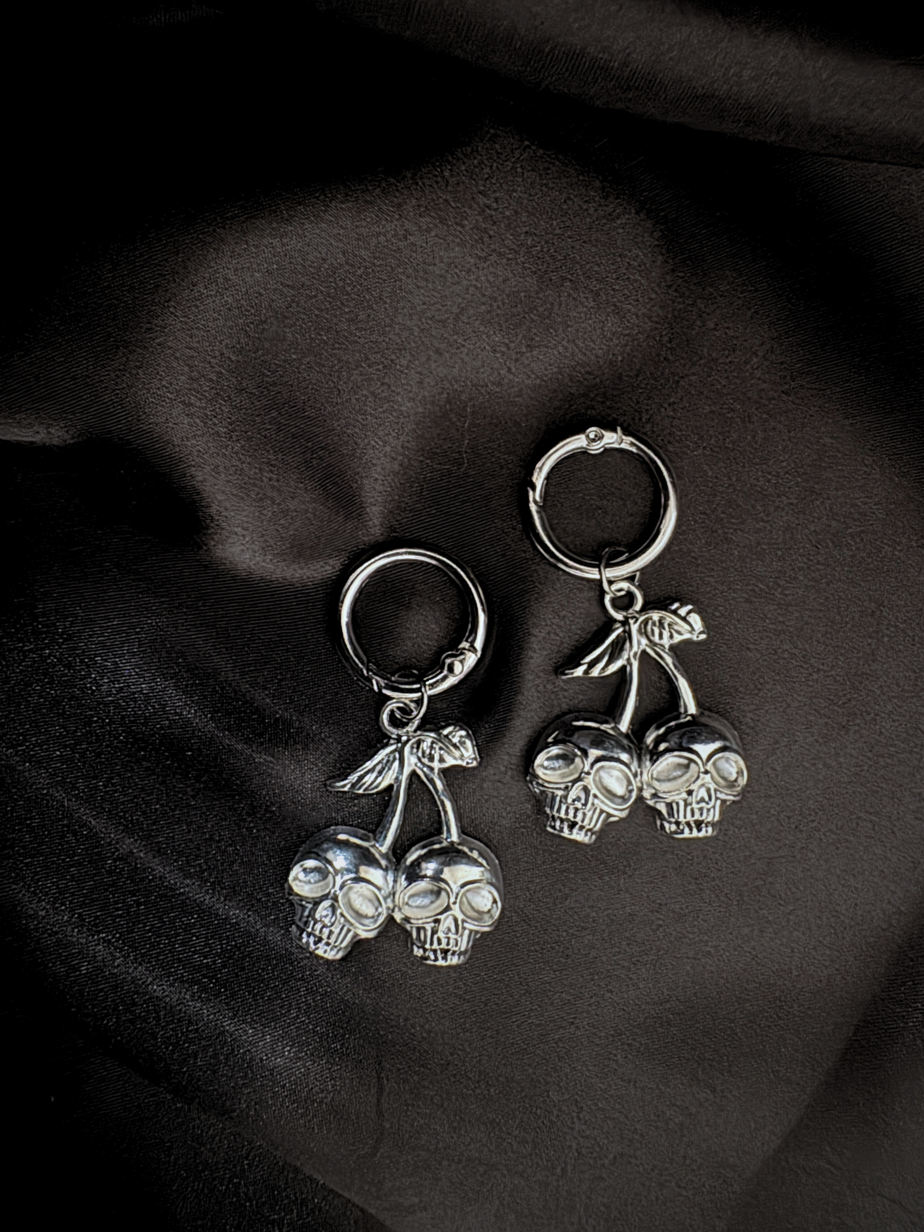 Charm de Languette “Cerises Macabres”