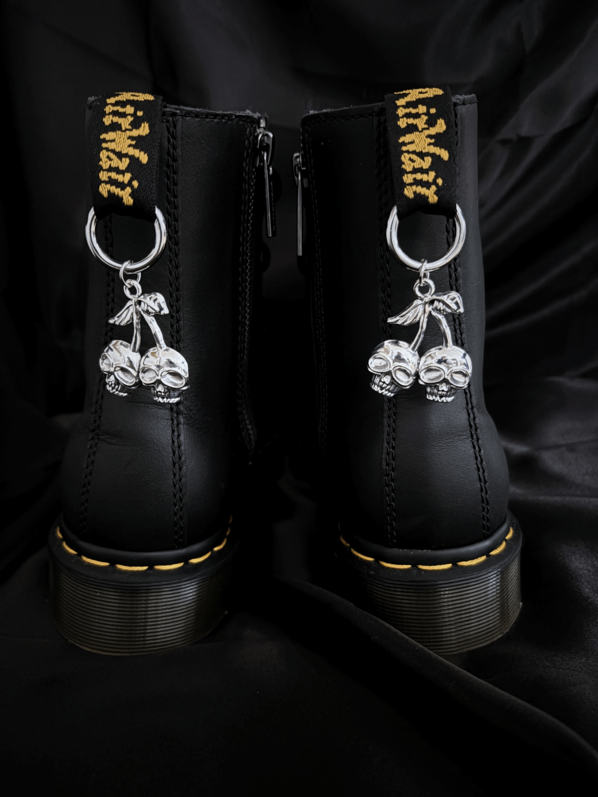 Charm de Languette “Cerises Macabres”