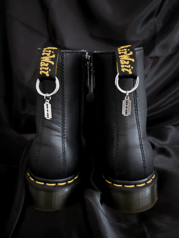 Design sans titre (51) Charm Lame d’Ombre