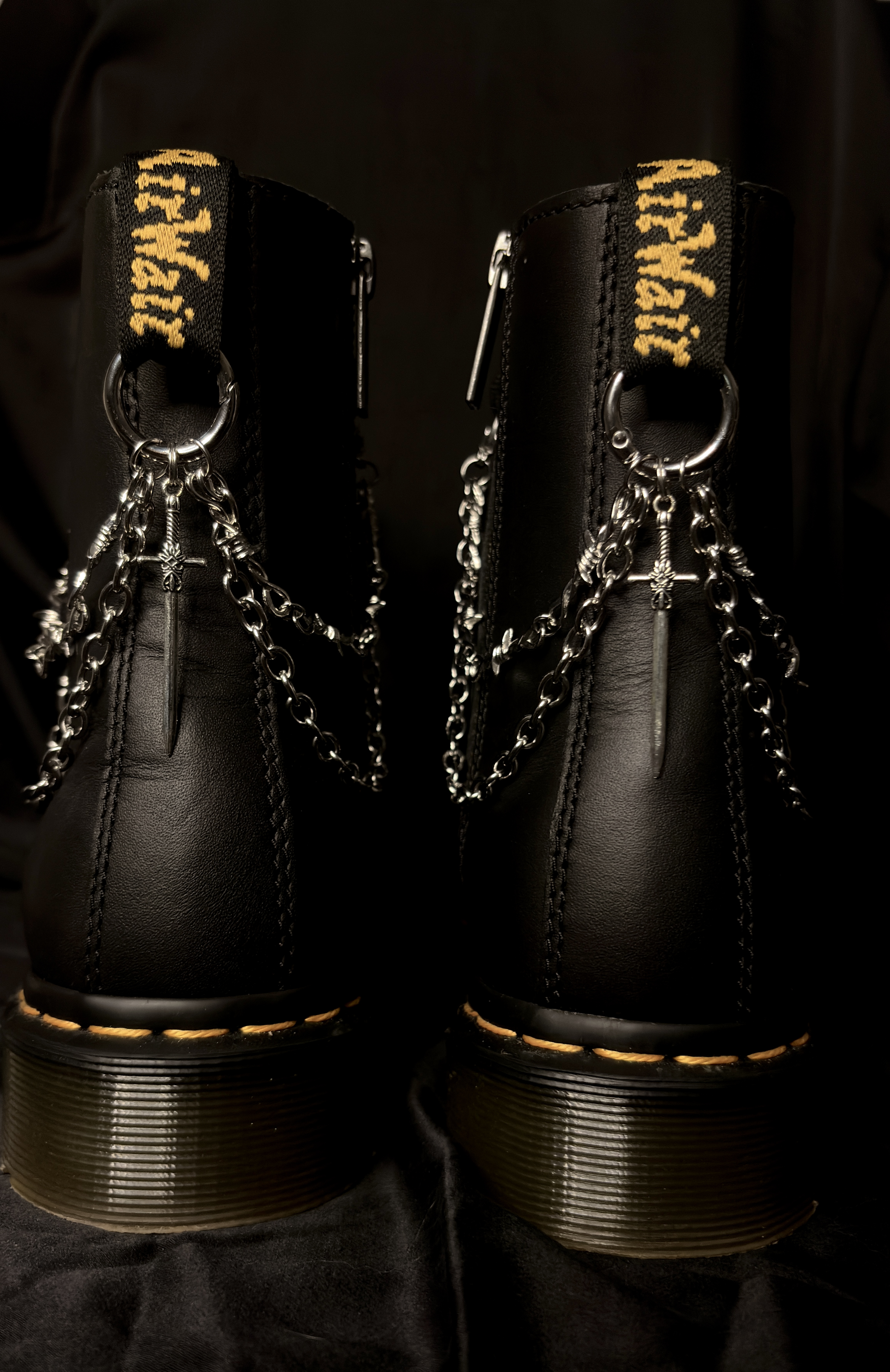 Chaîne de bottes gothique Serment d’Acier