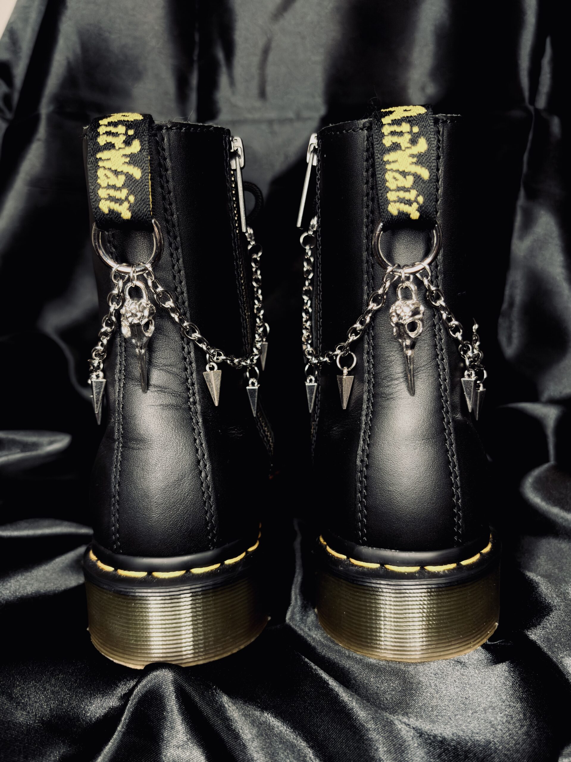 Chaîne de Bottes “Cranium Spikes”