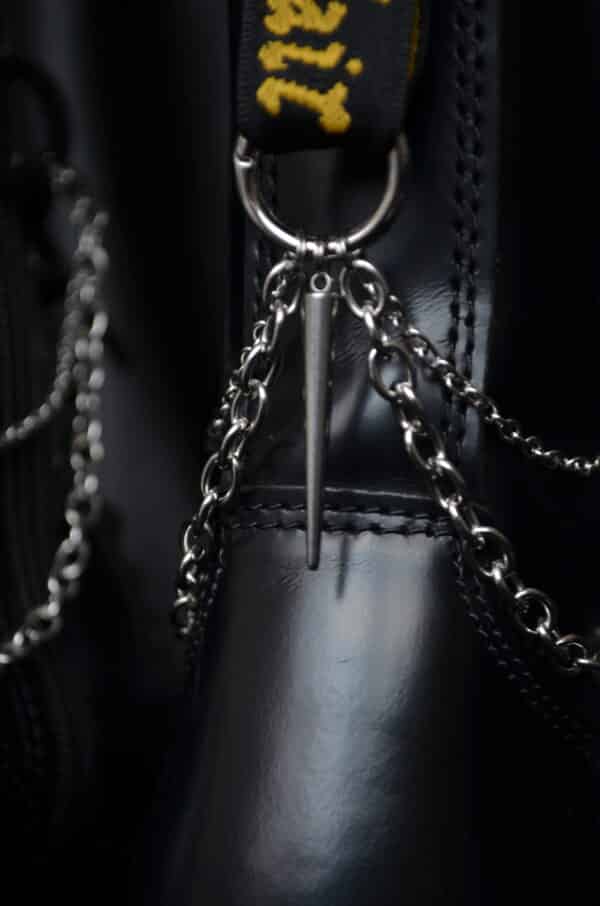Dark Veil Chains – Chaines de bottes