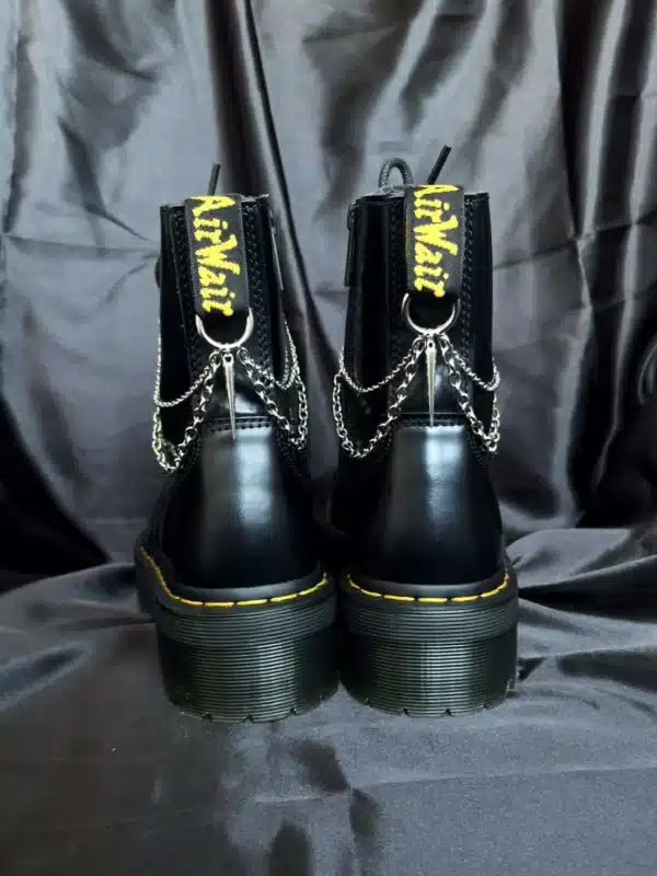 Dark Veil Chains – Chaines de bottes