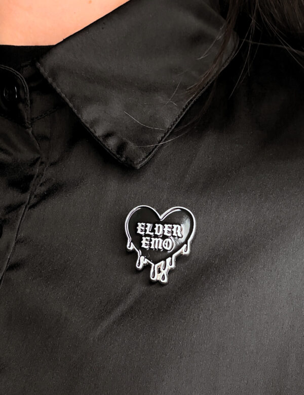 Pins Elder Emo