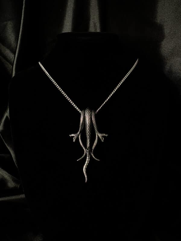 Collier serpents