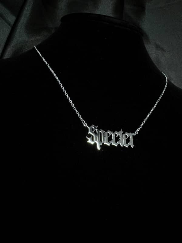 fd8a09bc-91a8-4189-ba0d-792aed17e2cf Specter collier