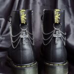 0ae29f27-762b-4eda-98e9-e795062c2aa6 Chaîne de Bottes "Sanctum Noctis"