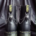 chaîne de bottes gothique crâne d'oiseau