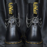 sanctum noctis - chaines de bottes