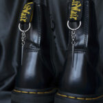 Requiem – Charms de Bottes