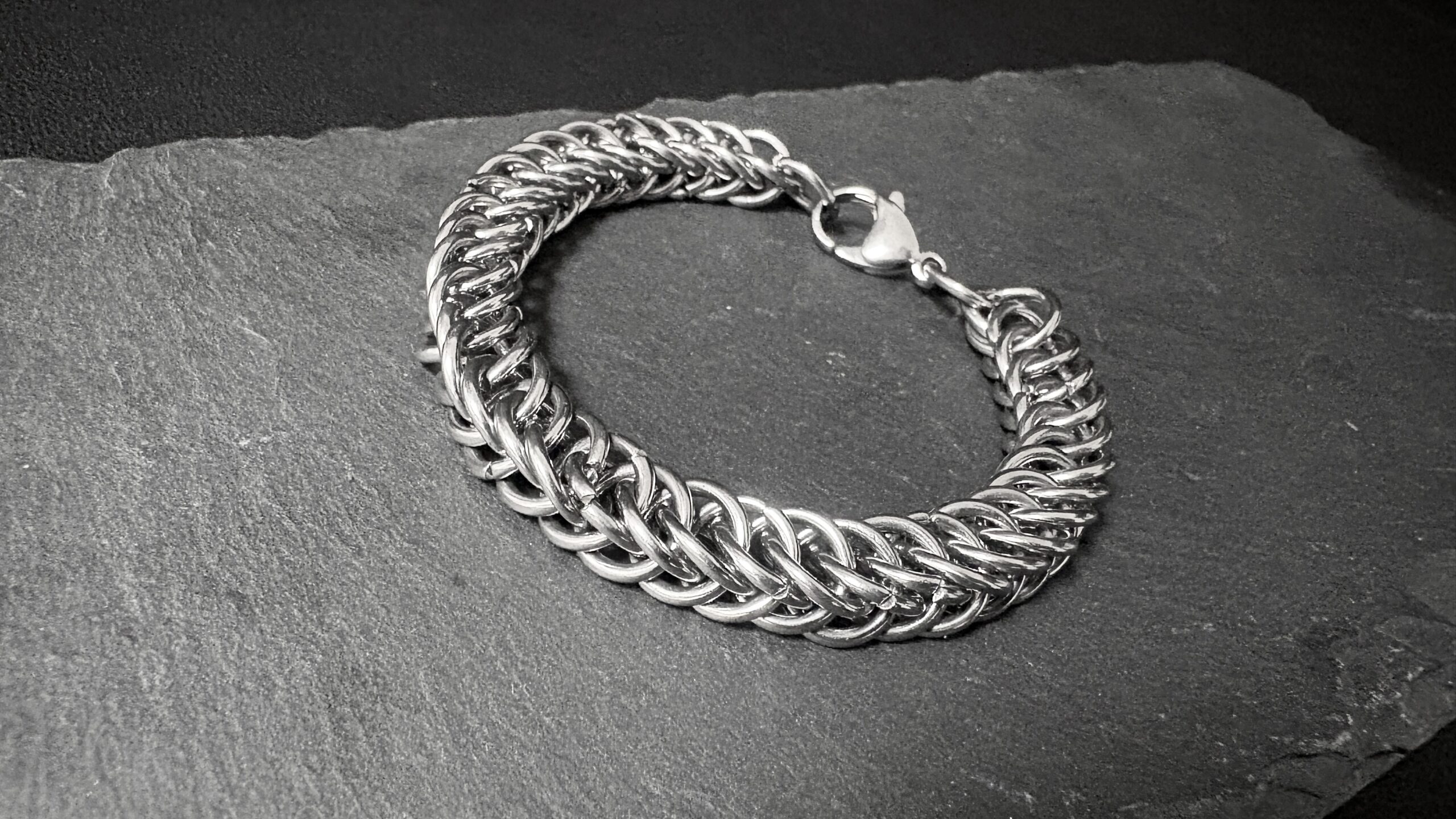 IMG_5613 (1) Bracelet Gothique en Maille Damnation