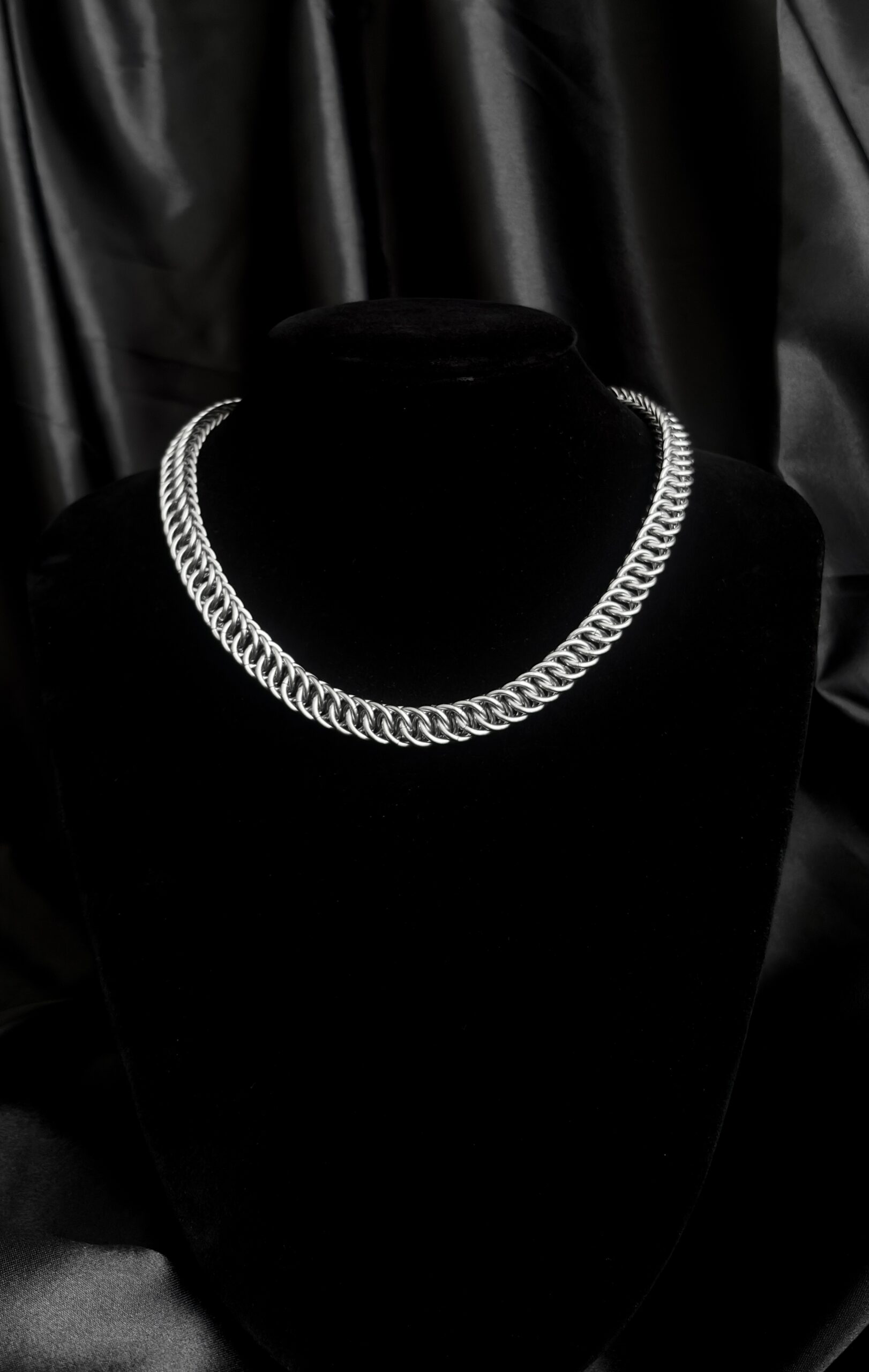 Collier Choker Gothique Anathème