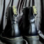 Requiem – Charms de Bottes